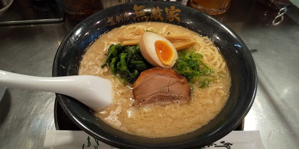 「本丸 X」@麺創房 無敵家の写真