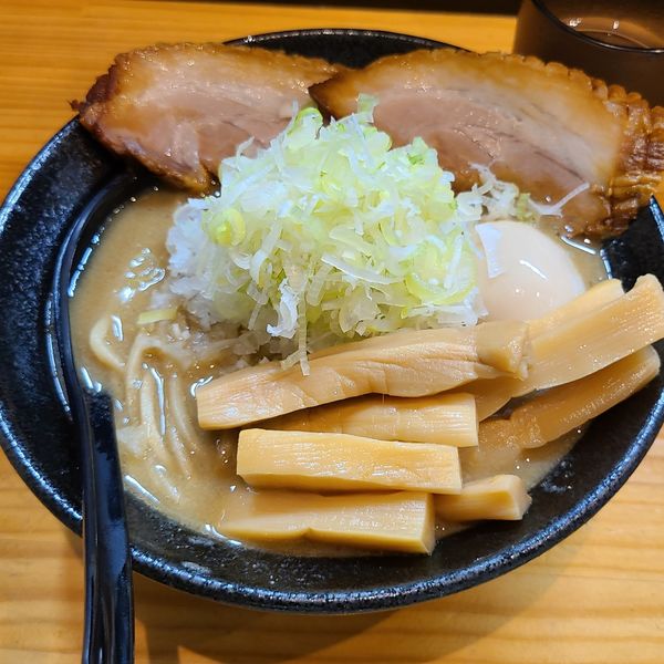 「らーめん 並盛¥850+特製¥300」@自家製麺TANGOの写真