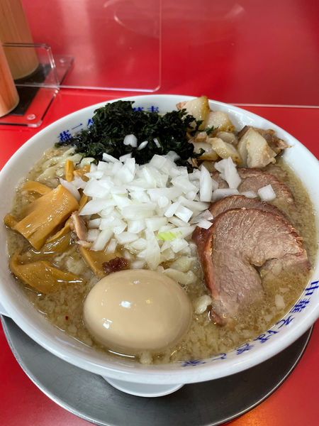 「特製背脂煮干そば（大盛）」@燕三条中華そば ぎと家 武里本店の写真