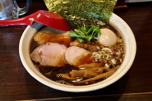 「タマリ醤油そば 790円＋具だくさん 250円」@中華そば 東京ぐれっちの写真