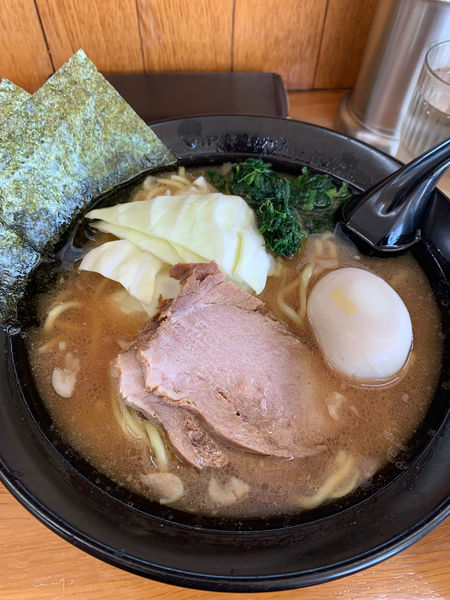 「Bセット　中盛り　味玉」@横浜ラーメン 萬年家の写真