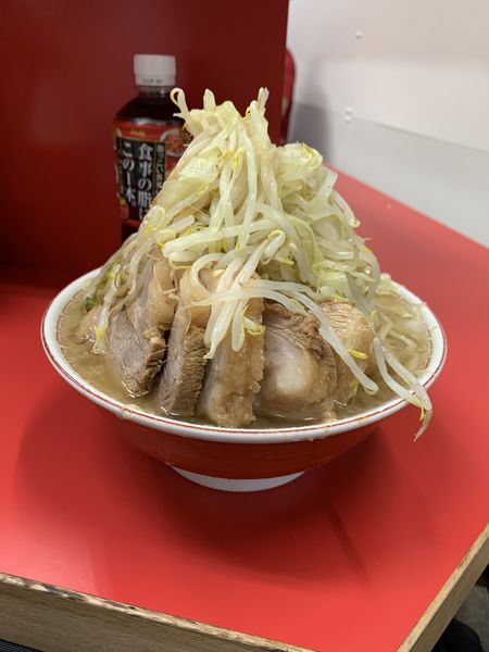 「大豚カタメ　ヤサイマシマシアブラ」@ラーメン二郎 三田本店の写真