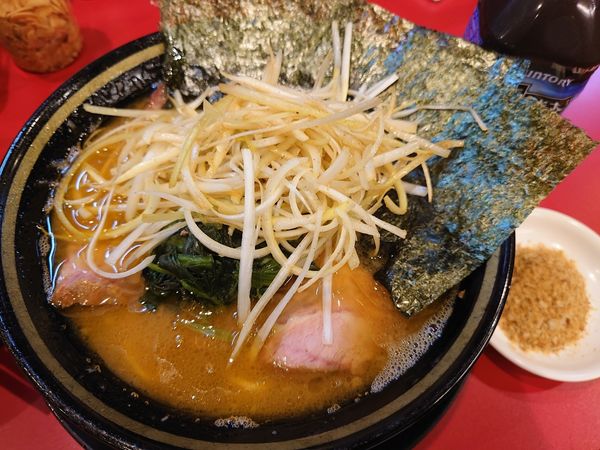 「ネギチャーシュー麺」@家系ラーメン たつ家の写真