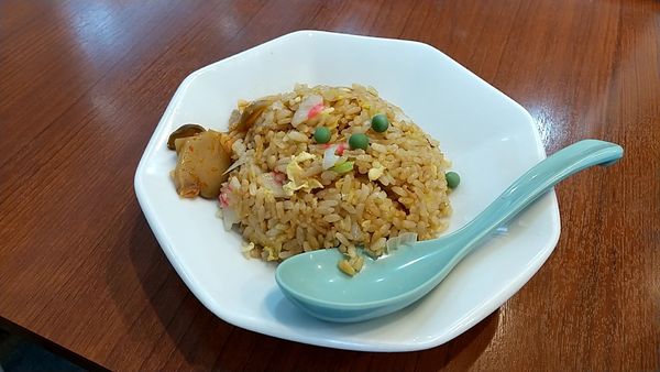 「半チャーハン（２８６円）」@一平ラーメン 八王子店の写真