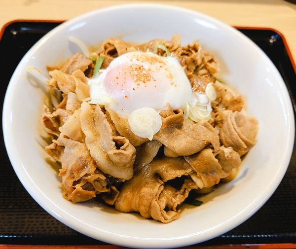 「肉胡椒まぜそば【期間限定】」@つけ麺丸和 各務原分店の写真
