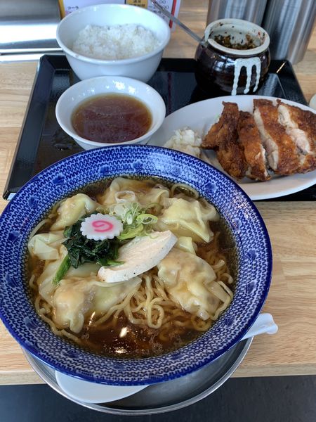 「鶏だし海老雲吞麺(醤油)  鶏の大判唐揚げ定食」@ワンタン屋 今福商店の写真