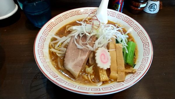 「中華そば   味噌（８００円）」@麺屋 誠栄の写真