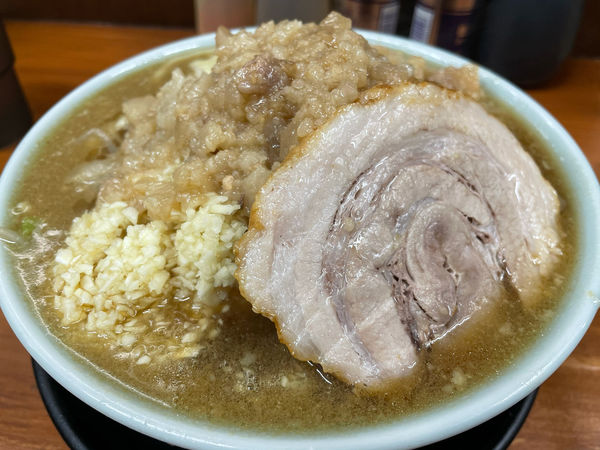 「らーめん　中　ニンニク・アブラマシ」@ラーメン やまや 本店の写真