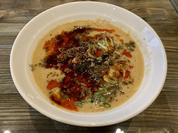 「四川坦々麺(白胡麻)950円」@四川担々麺 ななつぼし 新橋店の写真