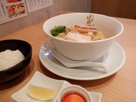 「まぜそば」@らぁ麵 はやし田 相模原鵜野森店の写真