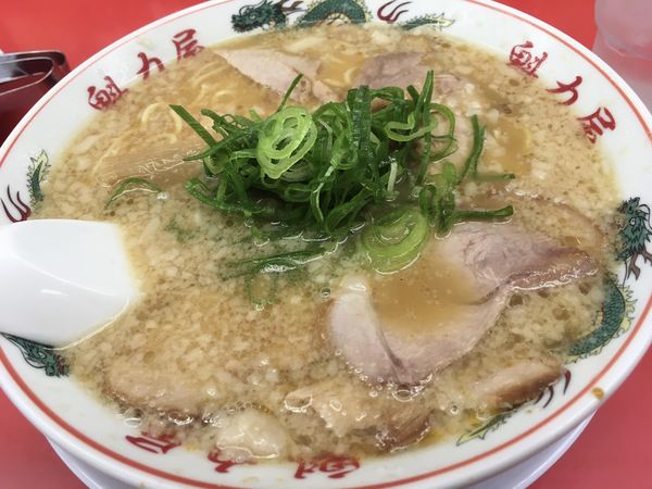 「コク旨ラーメン」@ラーメン 魁力屋 川崎新城店の写真