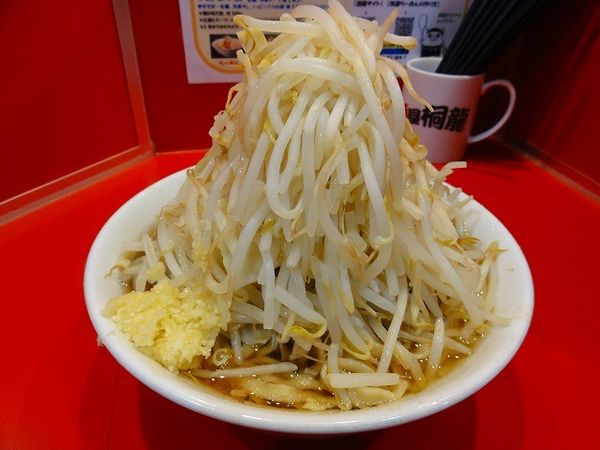 「ミニラーメン750円味薄　野菜多めニンニク多め」@麺屋 桐龍の写真