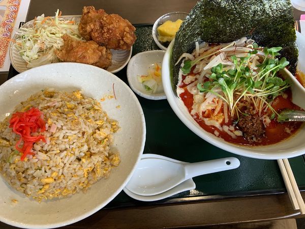 「坦々麺セット(炒飯大盛」@中國料理 群鳳の写真