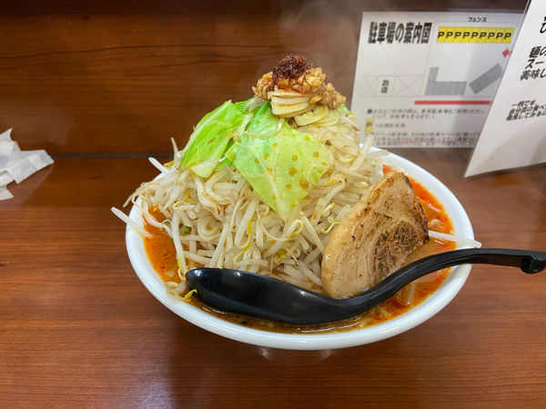 「1赤大野菜増し」@麺BUILD g.B.mの写真