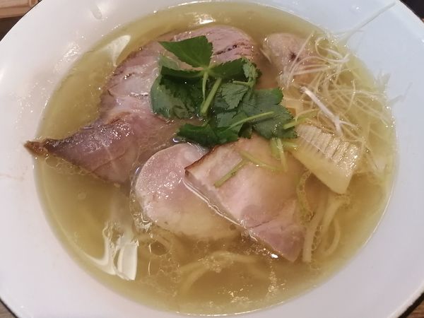 「鶏そば塩¥1000」@麺匠 清兵衛 下赤坂店の写真