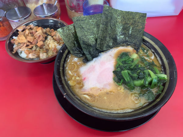 「ラーメン」@家系ラーメン 王道 いしいの写真