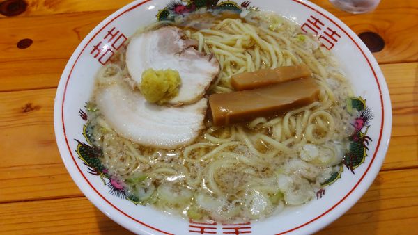 「限定、背脂生姜醤油ラーメン400円、大盛り50円」@活龍大衆麺処 真壁屋の写真