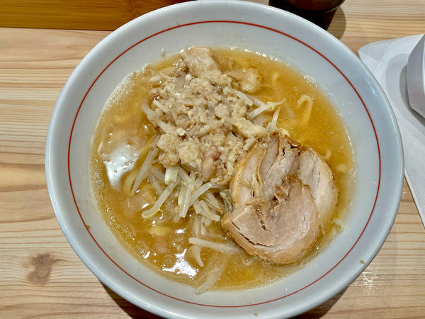 「ラーメン　小　中太麺　野菜少なめ　にんにくなし　870」@眞久中の写真