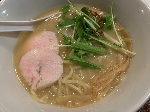 「濃厚鶏白湯そば」@鶏そば みた葉の写真