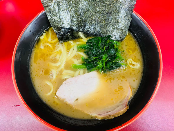 「ラーメン並700円」@横濱家系ラーメン 勝鬨家の写真
