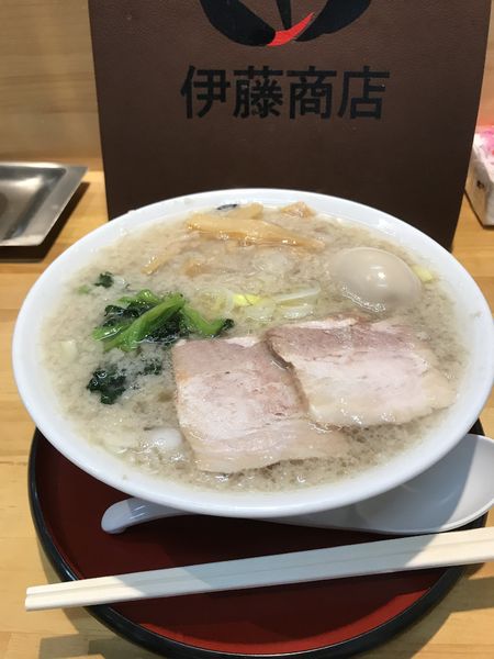 「白の中華そば750円」@伊藤商店 足利店の写真