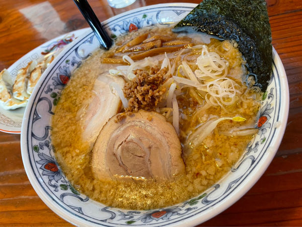 「みそラーメン＋特製ぎょうざ」@らーめん 蔵の写真