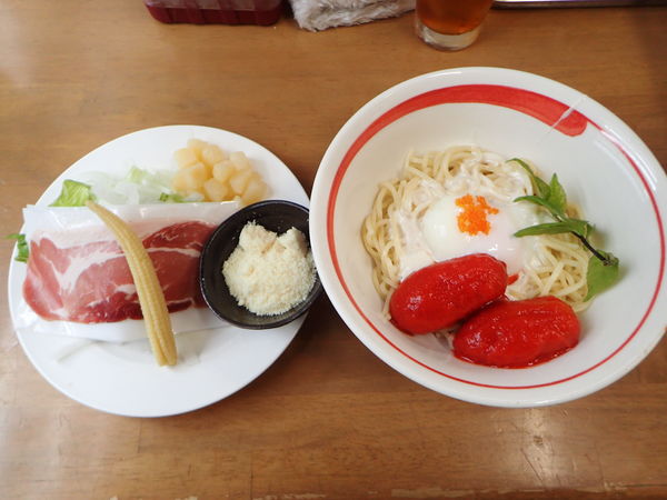 「生ハム＆煮トマト　冷しサラダ和え麺Ｂ」@MENYA 食い味の道有楽の写真
