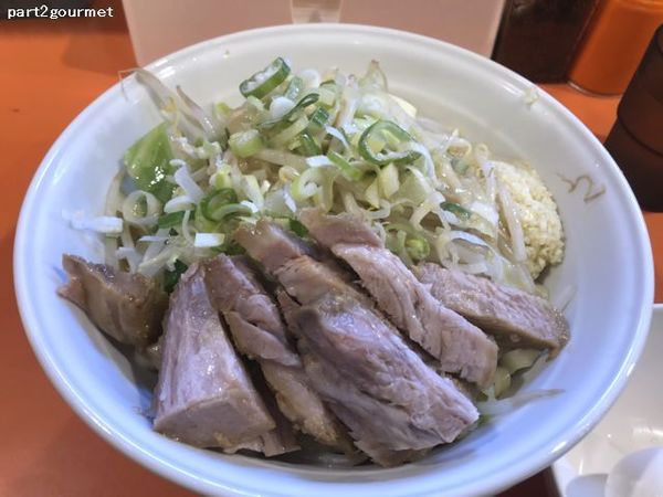 「油そば醤油(きざみ豚・温玉付き) (1,070円)」@ちばからの写真