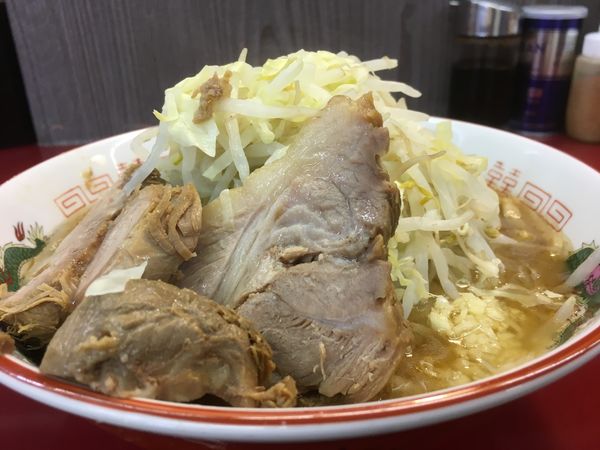 「小ラーメン（ﾆﾝﾆｸｽｸﾅﾒ）」@ジラフの写真