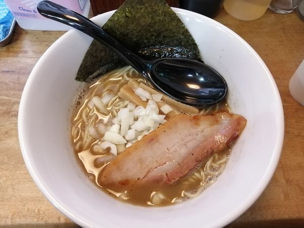 「ラーメン　800円」@いのうえの写真