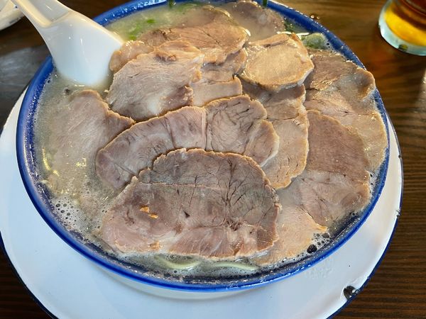 「チャーシュー麺(1100円)」@博多ラーメン しばらく 日本橋店の写真