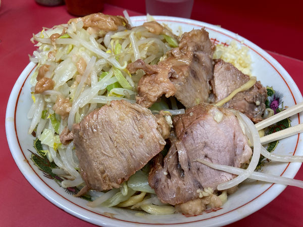 「汁なし小豚ダブル」@ラーメン二郎 環七一之江店の写真