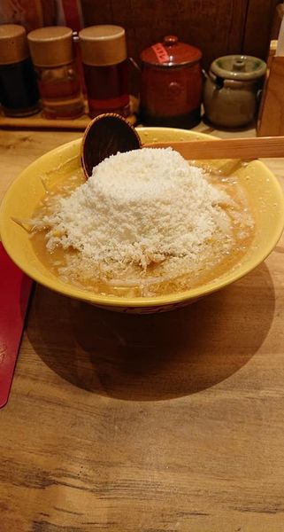 「チーズラーメン」@九十九とんこつラーメン 恵比寿本店の写真