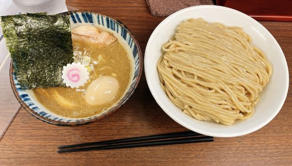 「煮番搾り　特製　大盛り」@つけめん 三三㐂の写真