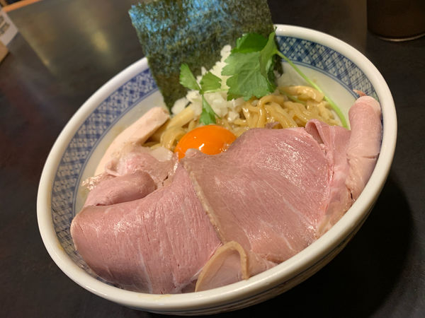 「濃厚卵のまぜそば」@中華そば 四つ葉の写真