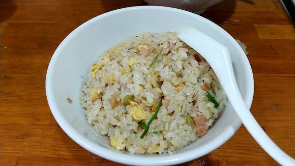 「半チャーハン（２８０円）」@金蘭ラーメンの写真