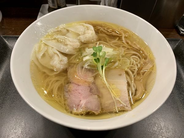 「えびワンタン塩らぁ麺1080円」@らぁ麺 やまぐち 辣式の写真