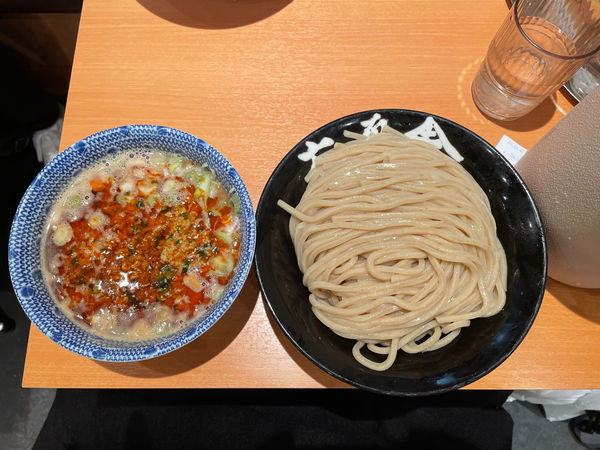 「餃子つけ麺【15周年限定】」@六厘舎の写真