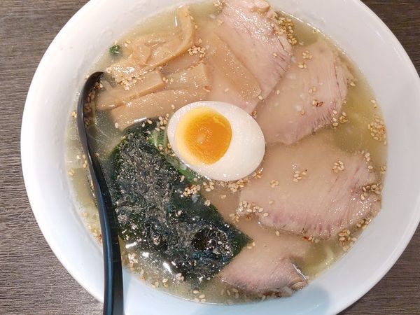 「塩チャーシュー麺」@中華そば 高政家の写真