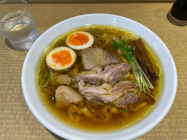 「親鶏中華そば＋味玉」@手打 親鶏中華そば 綾川の写真