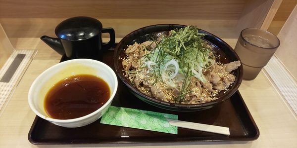 「肉つけそば大盛り」@生そば 玉川 錦糸町駅前プラザビル店の写真