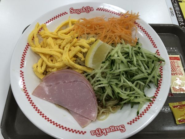 「冷しラーメン　￥４９０」@スガキヤ 鳴海なるぱーく店の写真