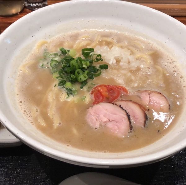 「鶏煮干しラーメン　醤油」@麺や いま村の写真