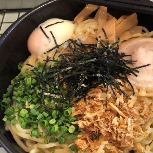 「油そば男味」@油そば 雷神 市川店の写真