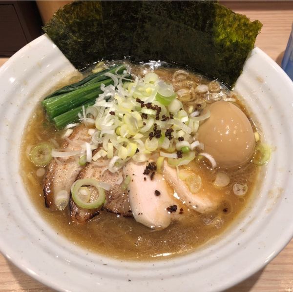 「特製醤油ラーメン」@麺屋二代目 弘の写真