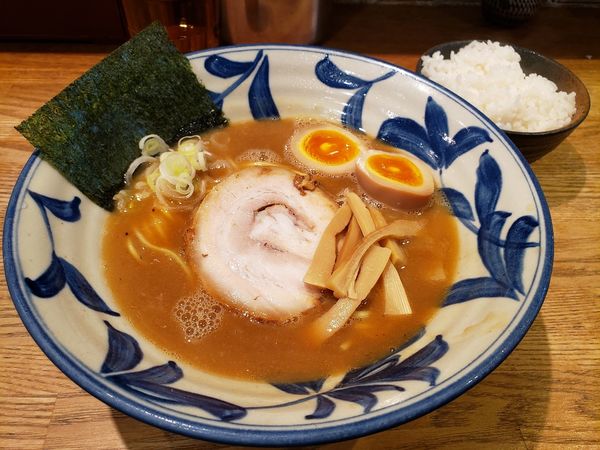 「味玉らーめん　ご飯(サービス)」@麺屋ぬかじの写真