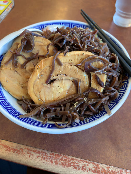 「特製碧の豚二郎まぜそば+ブタ増し+キクラゲ」@ニンニクらーめん 碧の豚二郎の写真