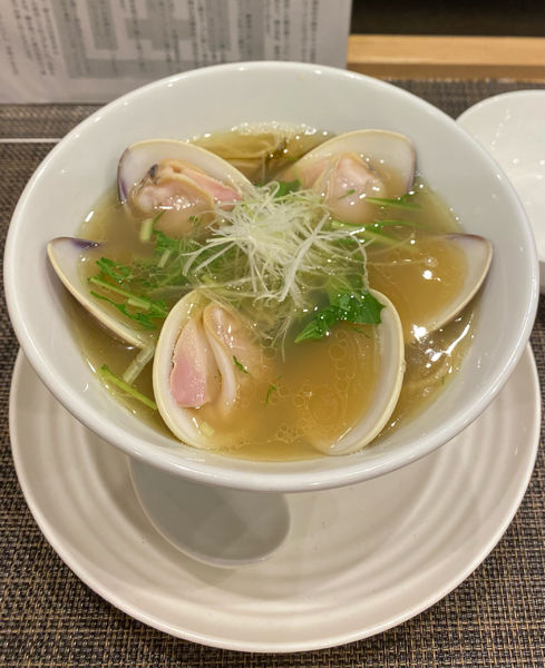 「限定(終了)・ はまぐり潮そば ¥1300」@自家製麺ほんまの写真