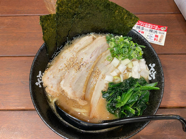 「チャーシュー麺 【並】 1,080円」@横浜家系らーめん 笑の家 鶴屋町店の写真