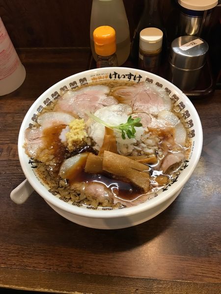 「肉そば背脂醤油」@New Old Style 肉そばけいすけの写真